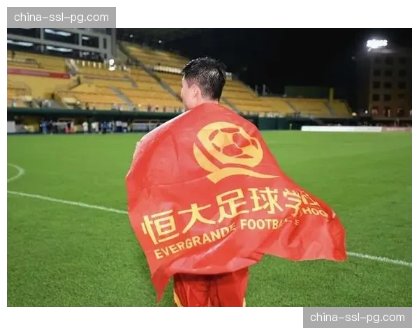 消息：经纪人因违规接触球员遭调查，涉及多位擅长压迫战术的中场