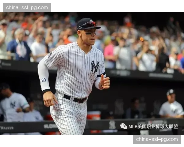 扬基“法官”贾奇单场双响炮,其中包括一支逆转型的459英尺特大号本垒打 扬基“法官”贾奇单场双响炮,其中包括一支逆转型的459英尺特大号本垒打