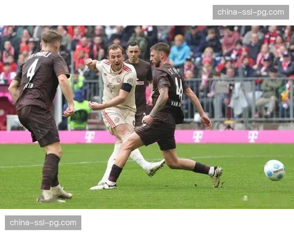 圣保利1-1战平科隆，保级关键战各取一分